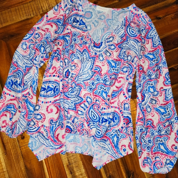** 2/$15 ** Eight Sixty Boho Paisley v-neck balloon sleeve blouse - Picture 1 of 6